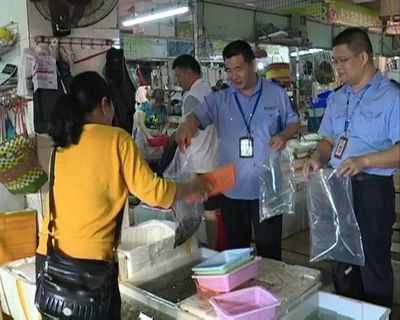 我鎮(zhèn)開(kāi)展水產(chǎn)品質(zhì)量安全專項(xiàng)執(zhí)法檢查，嚴(yán)查藥殘超標(biāo)保障群眾餐桌安全